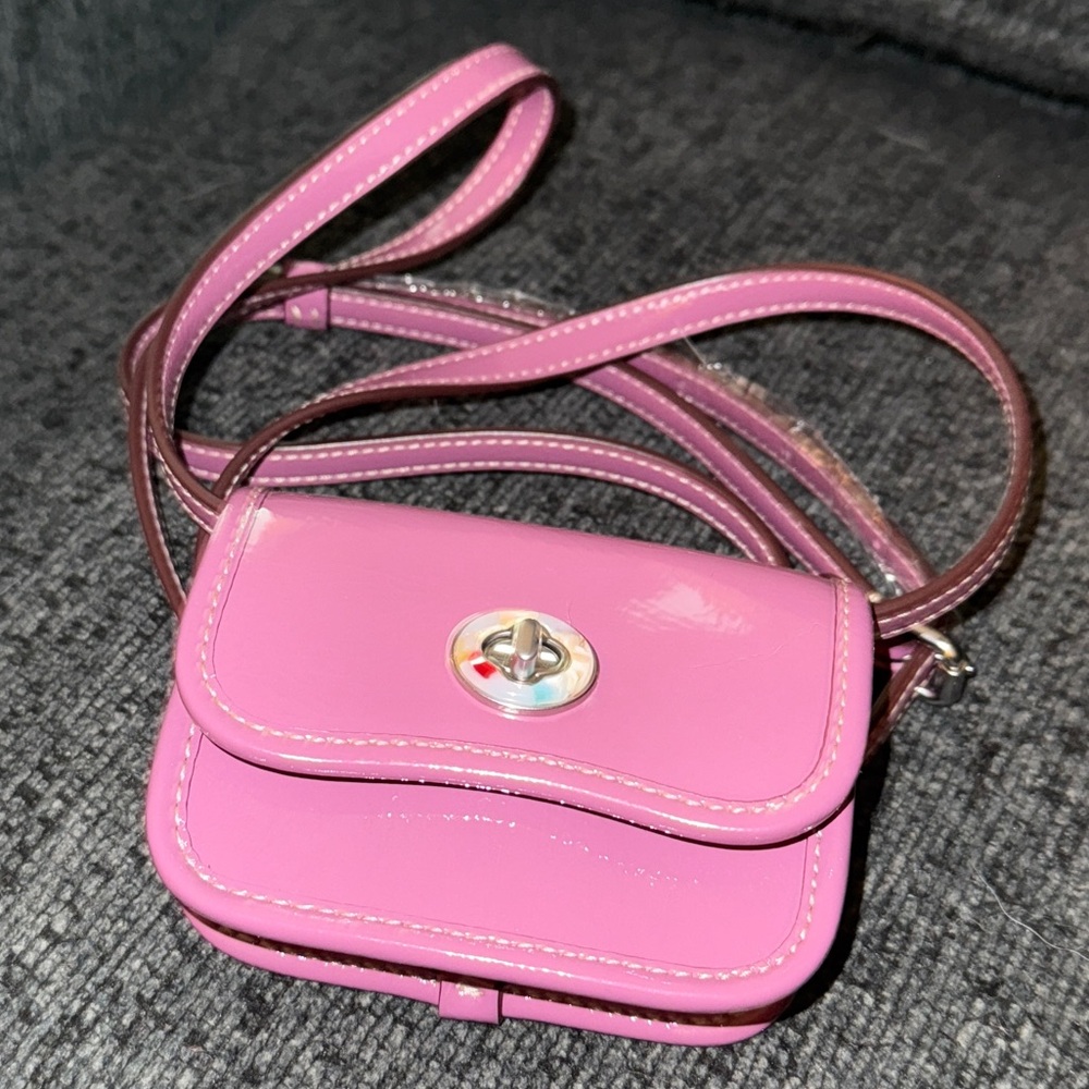 Coach Coachtopia Wavy Wallet Bag Silver/Lilac Berry Crinkle Patent Leather NWT
